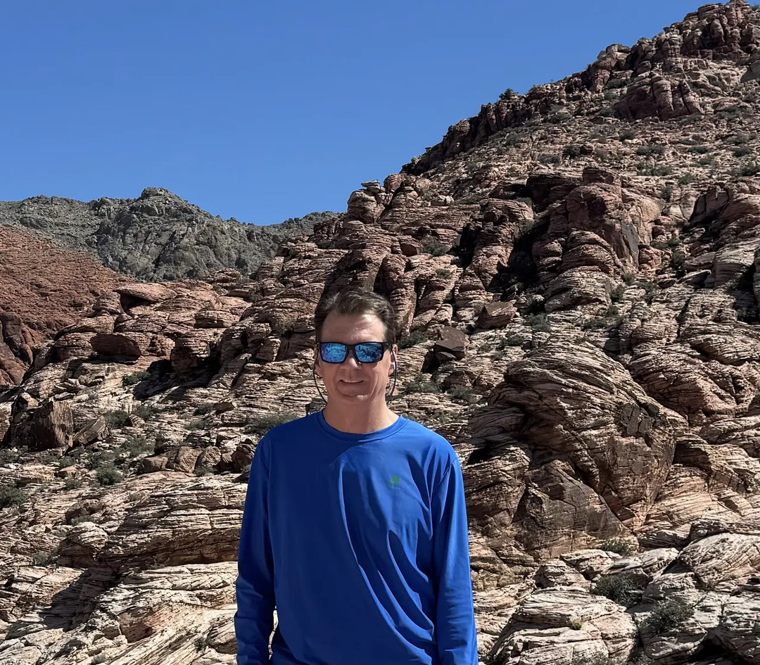 How Does Sustainable Sportswear Benefit the Environment?